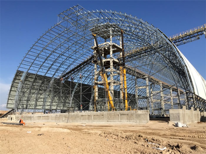 格尔木煤机油桶翘工程网架